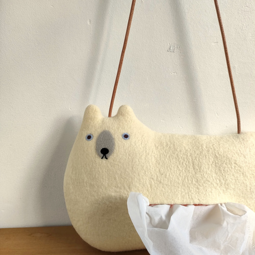 羊毛フェルト シロクマのティッシュケース（ビニールパック専用