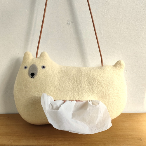 羊毛フェルト シロクマのティッシュケース（ビニールパック専用