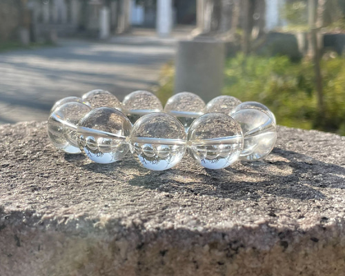 最高級　天然水晶　２０ｍｍ　ブレスレット　スフィア台座にも　特大水晶 楽天市場】【ポイント20倍】 A級・2A級 （天然水晶） 丸玉 置き
