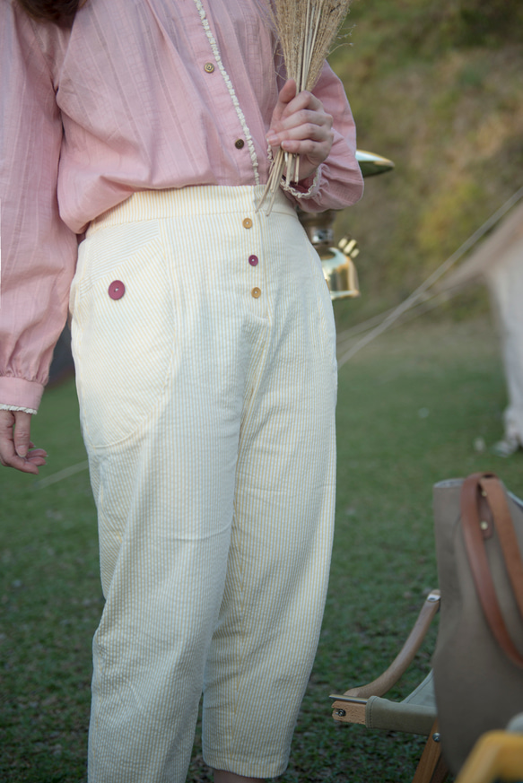 【森織海】鵝黃泡泡布舒適休閒褲 第2張的照片