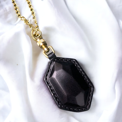 【Polyto】革の宝石キーホルダー(栃木レザー、ブラック) バッグチャーム 2枚目の画像