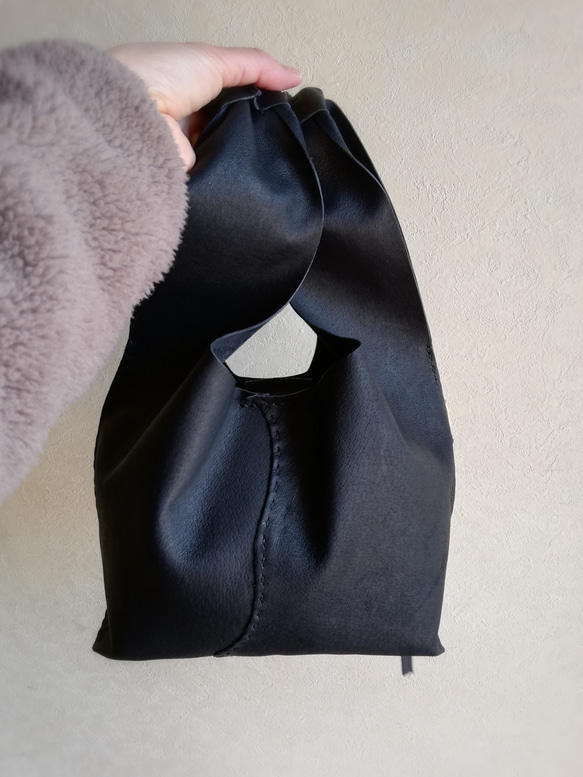 my Bag -mini-　黒色✗生成り色　ピッグスキンレザー 17枚目の画像