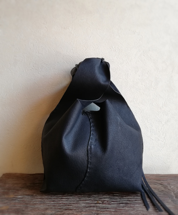 my Bag -mini-　黒色✗生成り色　ピッグスキンレザー 9枚目の画像