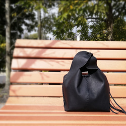 my Bag -mini-　黒色✗生成り色　ピッグスキンレザー 3枚目の画像