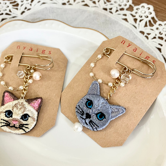 猫さん刺繍とループパールのピンブローチ✩.*˚ 7枚目の画像