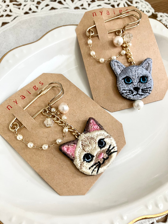 猫さん刺繍とループパールのピンブローチ✩.*˚ 4枚目の画像