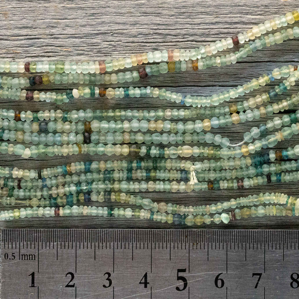 ＊ローマングラスcut beads 2枚目の画像