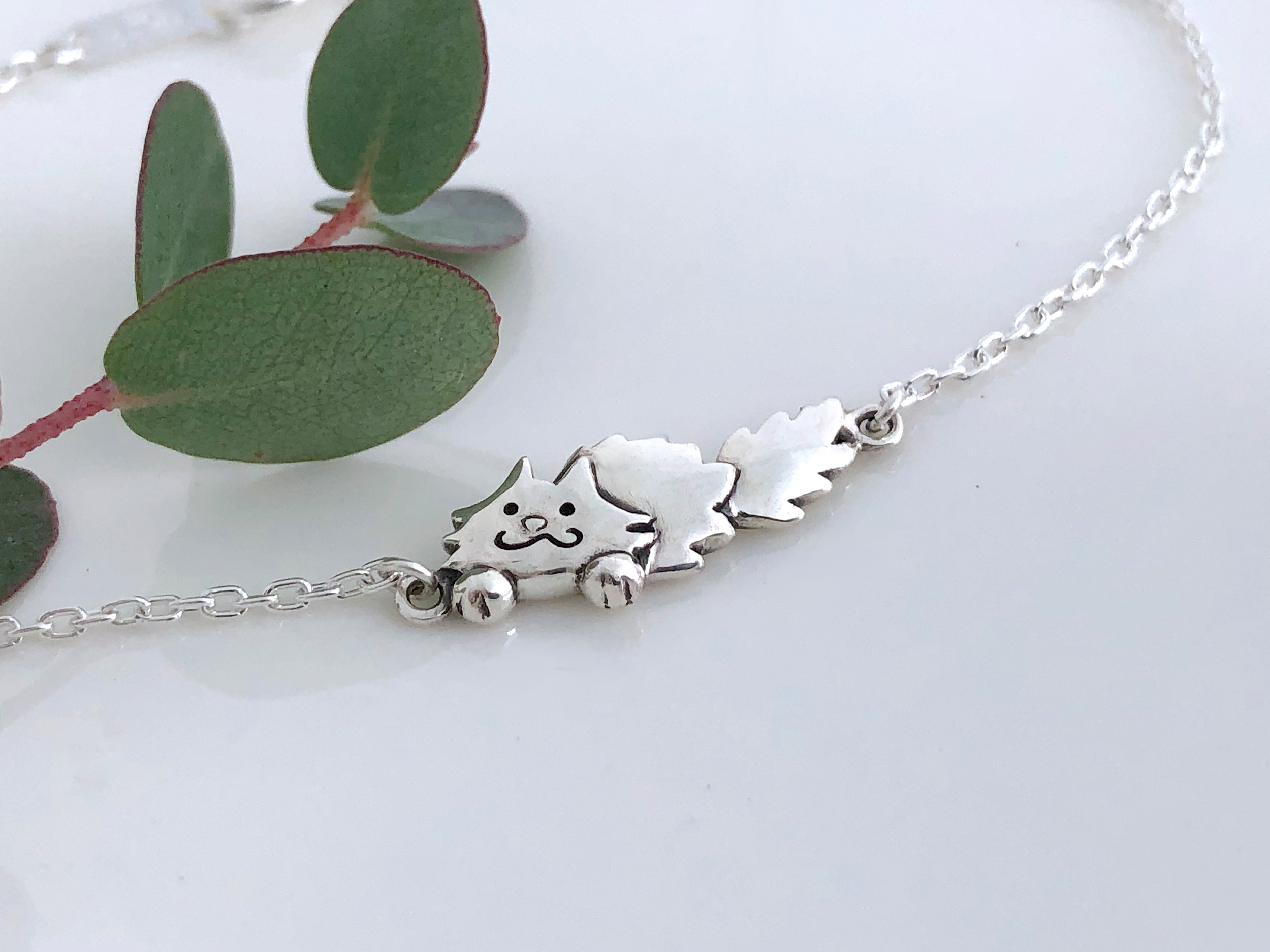 ふわふわ猫のブレスレット 5,400円