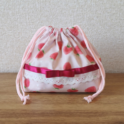 いちご　お弁当袋　コップ袋　　入園グッズ　入学グッズ いちごお弁当袋コップ袋入園グッズ入学グッズ