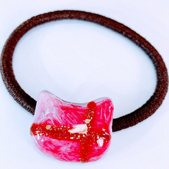 レジンヘアゴム、猫ちゃんチェーンビジューツートンカラーピンク