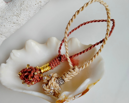 精麻龍 (小)ベンガラ染め 赤龍 ベンガラ泥染め精麻 消炭色 3.7