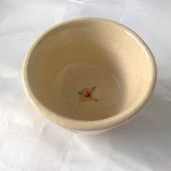 陶器　やきもの　一点もの「小花のミニカップ」　 4枚目の画像