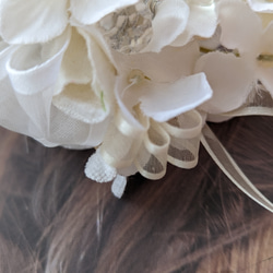 ふわもこ可愛い！ホワイト紫陽花の華やかバレッタ　ウェディング　花嫁　結婚式　入学式　卒業式　フォーマル 12枚目の画像