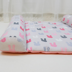 うさぎちゃんのぎゅうぎゅうベッド :ピンクグレーウサギ 4枚目の画像