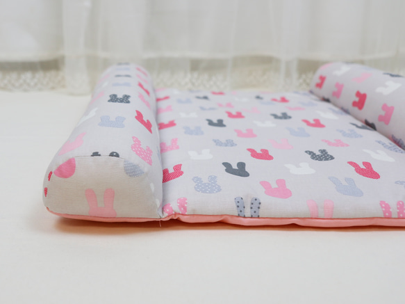 うさぎちゃんのぎゅうぎゅうベッド :ピンクグレーウサギ 4枚目の画像