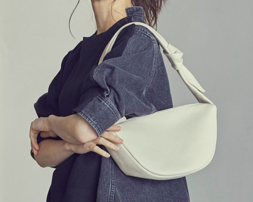 柔らかくて大人かわいい 上質バッグ イタリアンレザー ハーフムーン