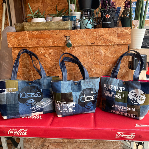 デニムパッチワークトートバッグ ハンドメイド トートバッグ M デニムパッチワークトートバッグ ハンドメイド トートバッグ M