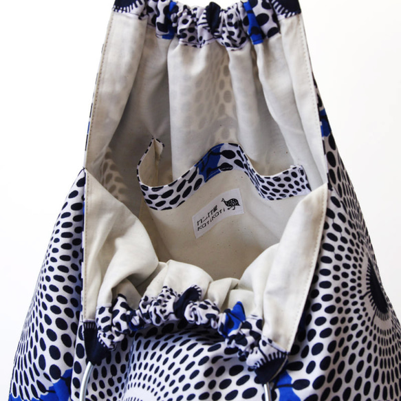 アフリカ布のリングハンドルバッグ（アフリカンプリント）大人可愛い お洒落 7枚目の画像