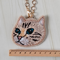 ビーズ刺繍◆猫のバッグチャーム＊ベージュ 10枚目の画像