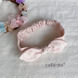 [再販]★華やか刺繍のベビースタイ&ベビーバンド　ドーナツ型　(ピンク) 5枚目の画像