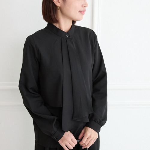 Onitsuka Tiger ボウタイブラウス　長袖シャツ　23AW　洗える　黒 Onitsuka Tiger ボウタイブラウス 長袖シャツ 23AW 洗える 黒