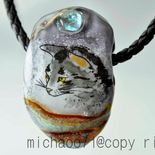 ガラスのジュエリー ネコのペンダントトップンダントトップ y1748  