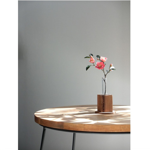 ✿【 SOLD＊OUT 】「春のお部屋にさりげなく」椿の花枝