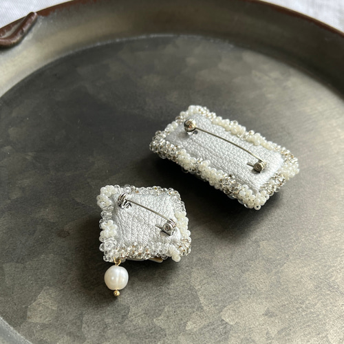 B003：ブローチ『ビーズとシェルボタンのブローチセット』 ブローチ