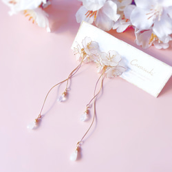 ｟季節限定｠桜の花飾りピアス 1枚目の画像