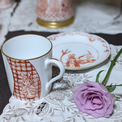 赤絵細描のマグカップとケーキ皿で素敵なティータイムはいかがですか