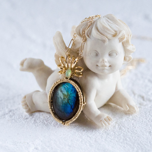 ♡宝石質ロイヤルブルーラブラドライト＆レインボーオパール♡水瓶座新