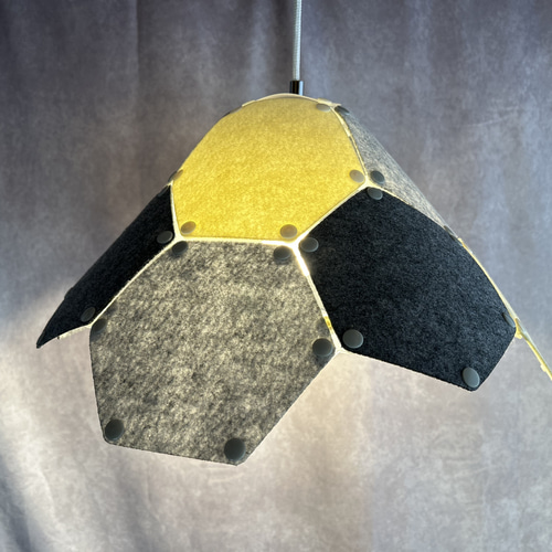 フェルト製ランプシェード ペンダントライト 六角形 ホワイト×グレー