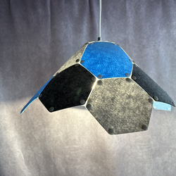 フェルト製ランプシェード　ペンダントライト　六角形　グレー×ブルー 3枚目の画像