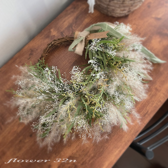 28㌢ かすみ草とススキのふわふわリース リース flower32n 通販  