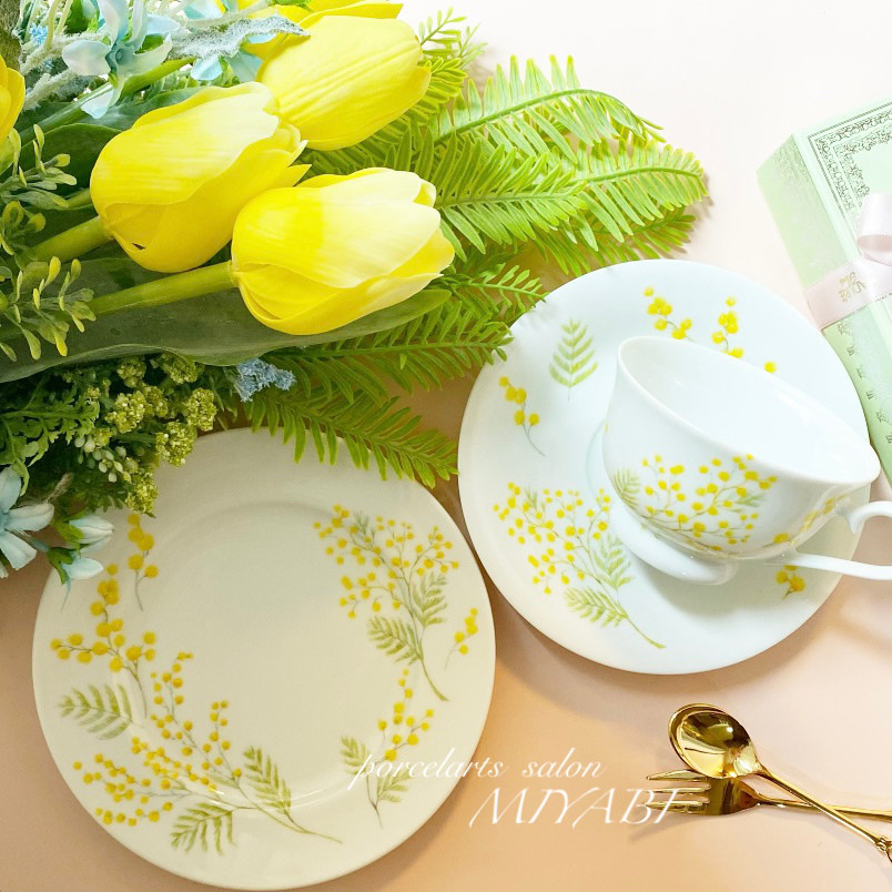 ミモザのティーカップ＆プレートセット