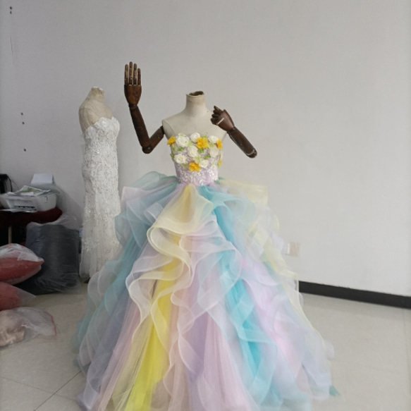 カラードレス レインボースカート ベアトップ 上質オーガンジー 3Dバラの花 結婚式 演奏