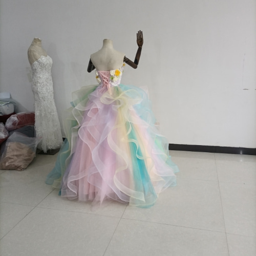 カラードレス レインボースカート ベアトップ 上質オーガンジー 3Dバラ  