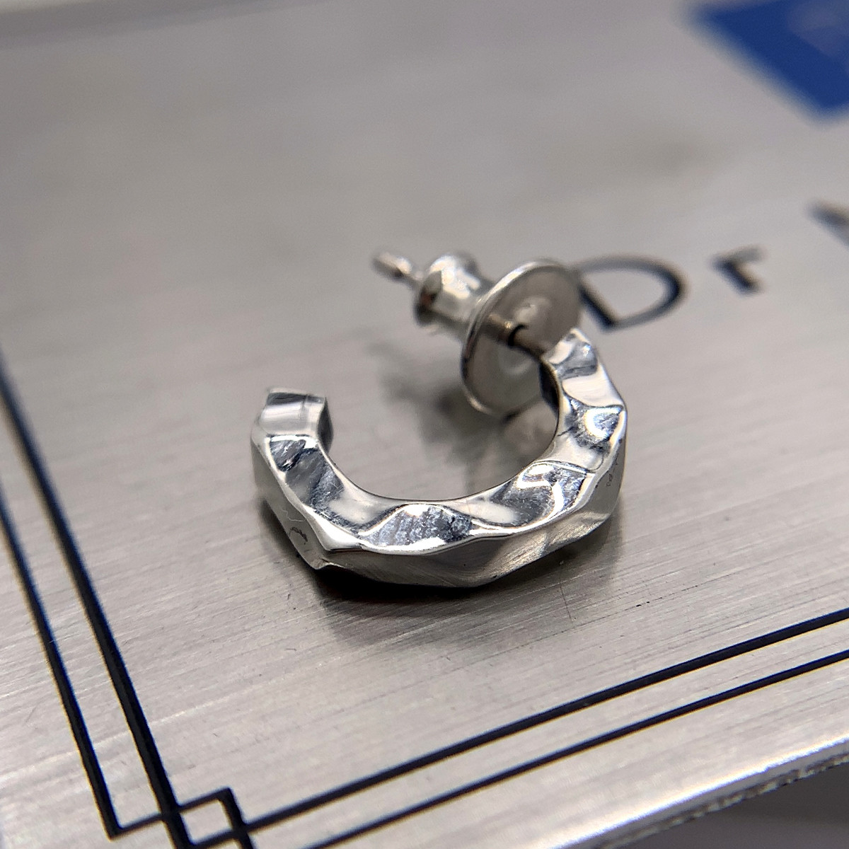 槌目ピアス フープ 片耳用 シルバー925　pe76