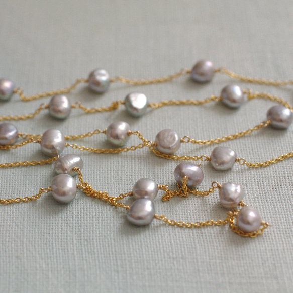 gray Pearl Rope（necklace）グレイパールをつないだロングネックレス 4枚目の画像