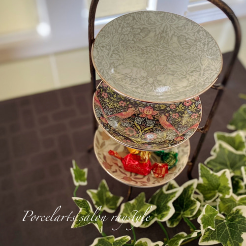 ウィリアムモリス柄 ミニアフタヌーンティースタンド3段 ポーセラーツ