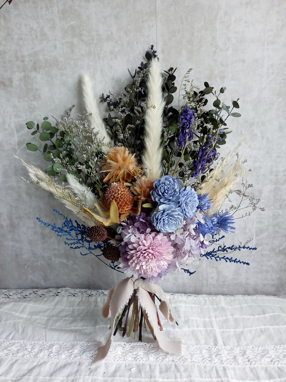 くすみブルーのボリュームスワッグ✿ブーケ プリザーブドフラワー