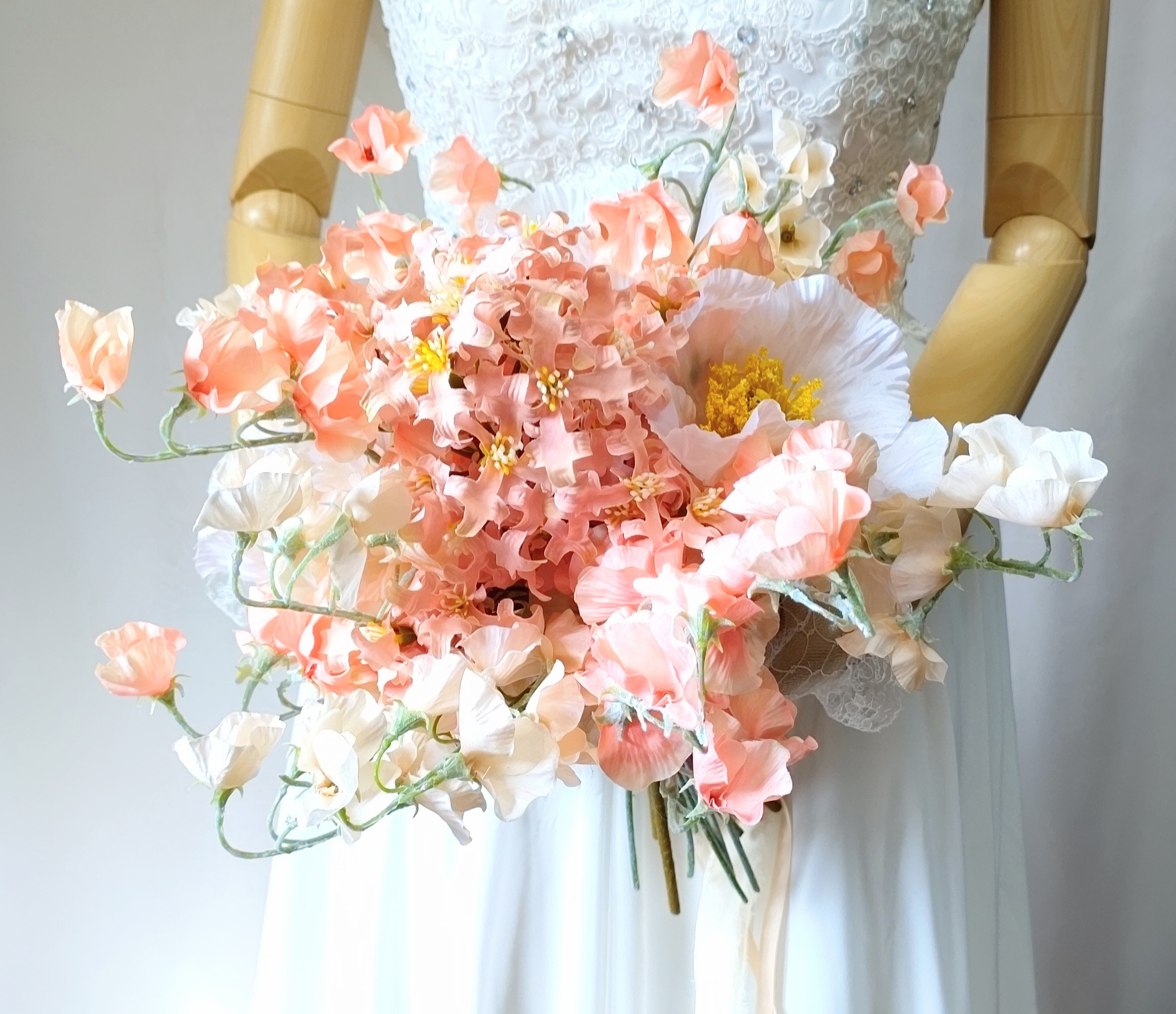 サーモンピンク×オレンジクラッチブーケ☆ブートニア 完成品ブーケ】オレンジカラーのドライ風クラッチブーケ