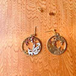九尾の狐と桜のイヤリング 5枚目の画像