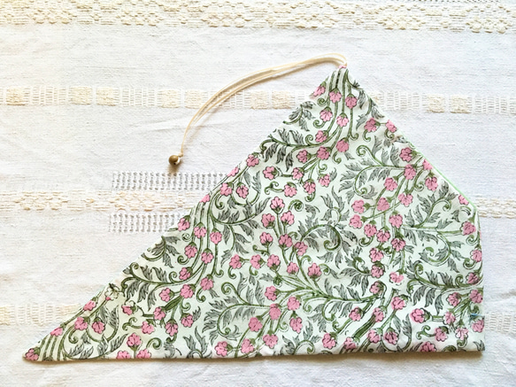 お箸袋　カトラリーケース　ブロックプリント　桃小花×ミントグリーン 木製ビーズ 3枚目の画像