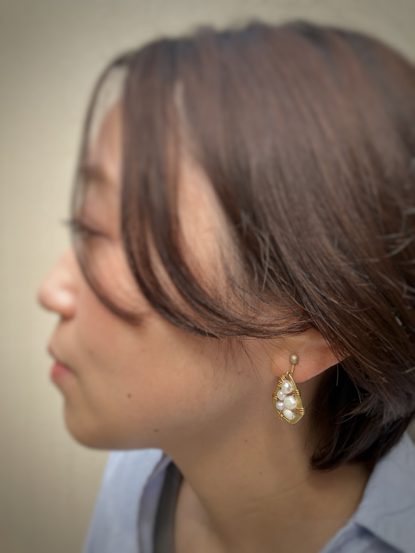 淡水パールイヤリング – Freshwater Pearl Earrings – 9枚目の画像