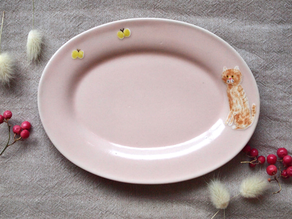 春にゃんにゃ小皿　桜ピンクに茶トラ猫 1枚目の画像