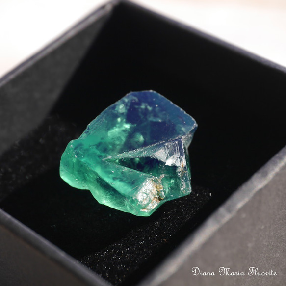 専用ページ】強蛍光蛍石 フローライト結晶原石✨✨ 【公式通販】