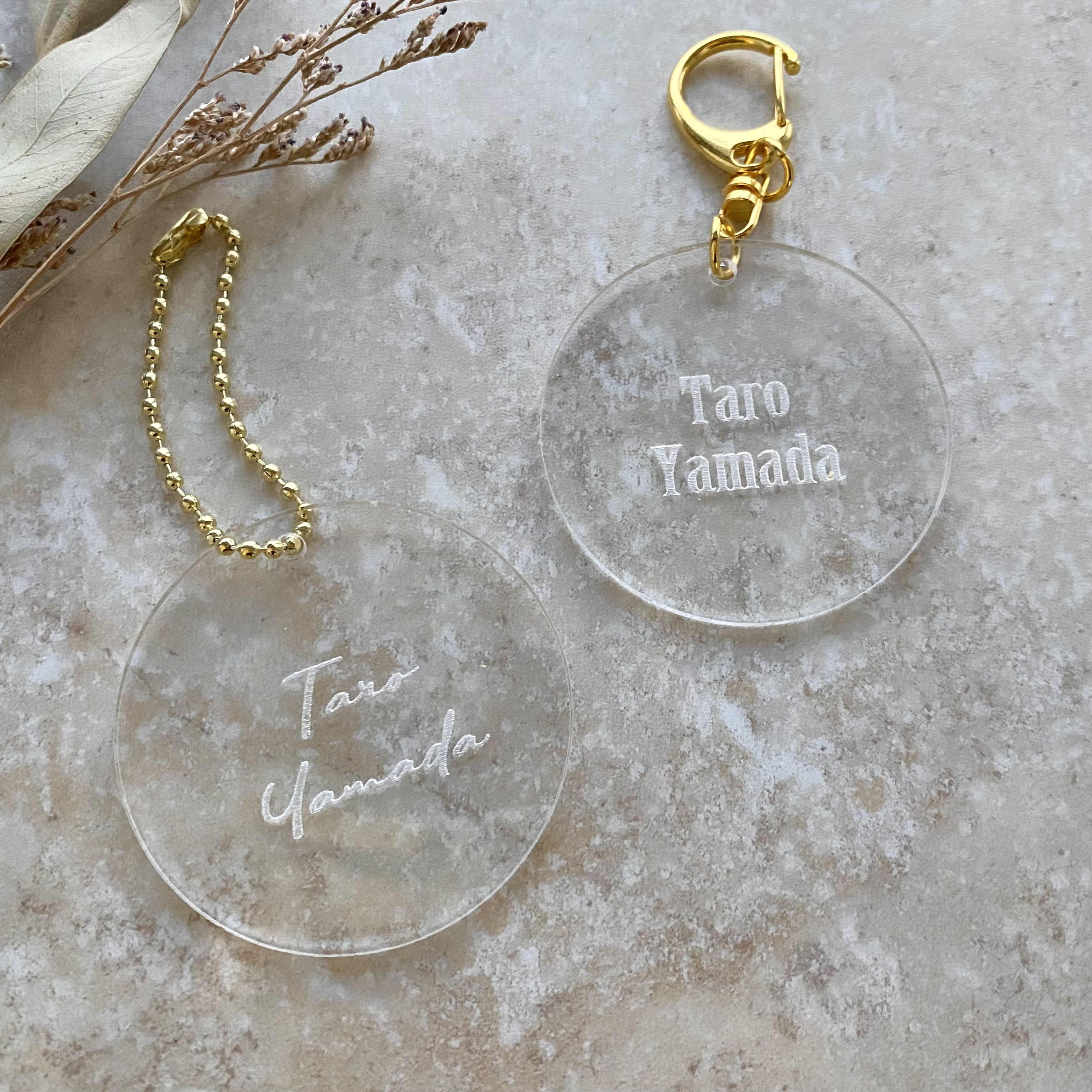 【最安値300円】丸型席札アクリルキーホルダー（透明•ゴールド）