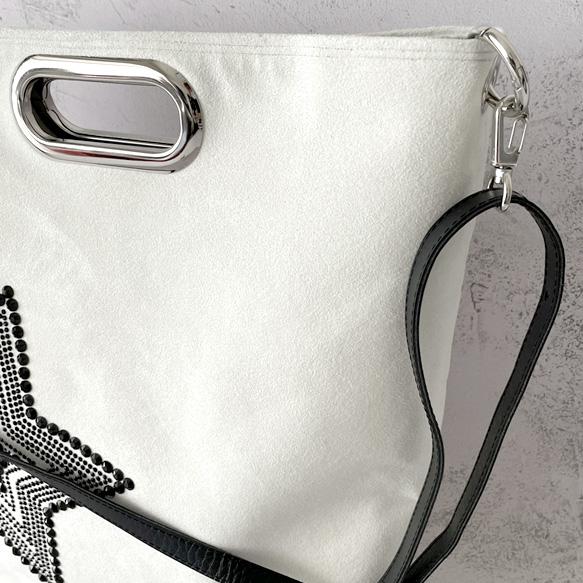 ビッグハートの大容量2wayトート（A4対応）：オフホワイト×ブラック☆Big Heart／フリンジタッセル付き