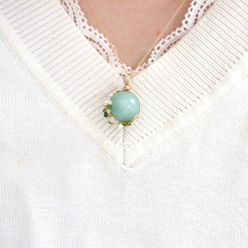 牡羊座、牡牛座の守護石 グリーンアベンチュリン 天然石ペンダント